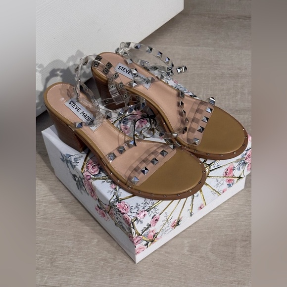Steve Madden Sandal Block Heels - Picture 3 of 11